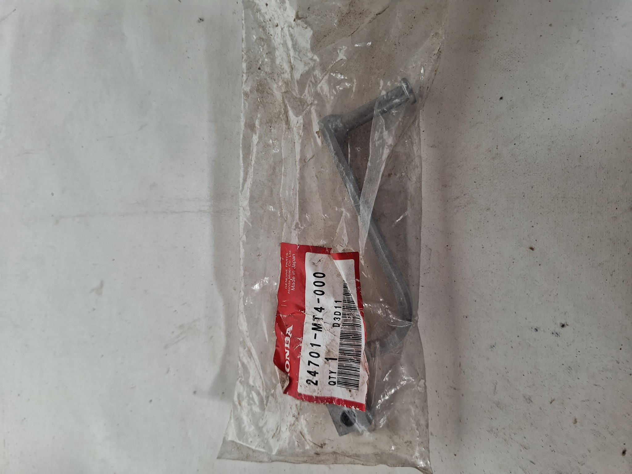 Picture of SCHALTPEDAL  24701-MT4-000  VFR 750 FL